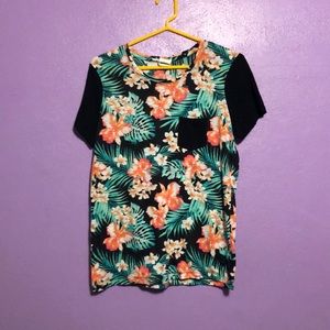 Victoria’s Secret PINK Tropical Floral Pocket Tee